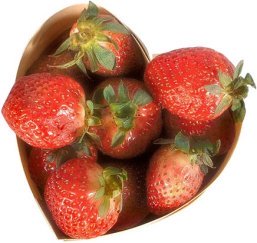 picture of love heart strawberries